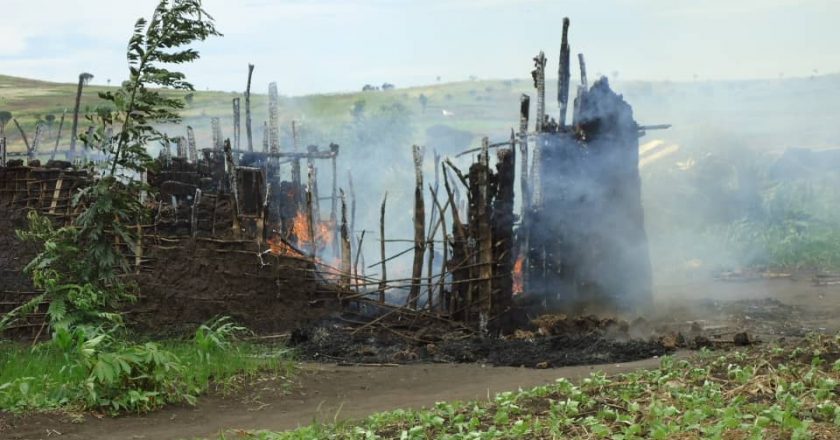 Beni: Des maisons incendiées lors d’une attaque ADF à Mboku