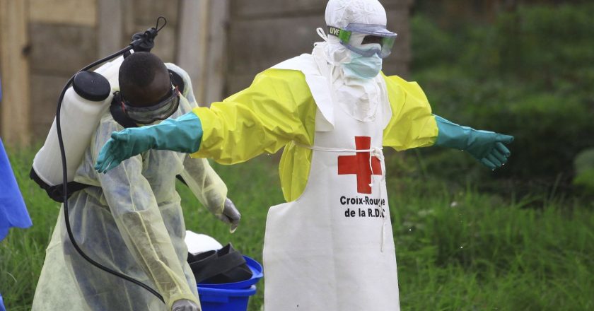 Butembo : 2 personnes guéries d’Ebola quittent le CTE  après une prise en charge efficace
