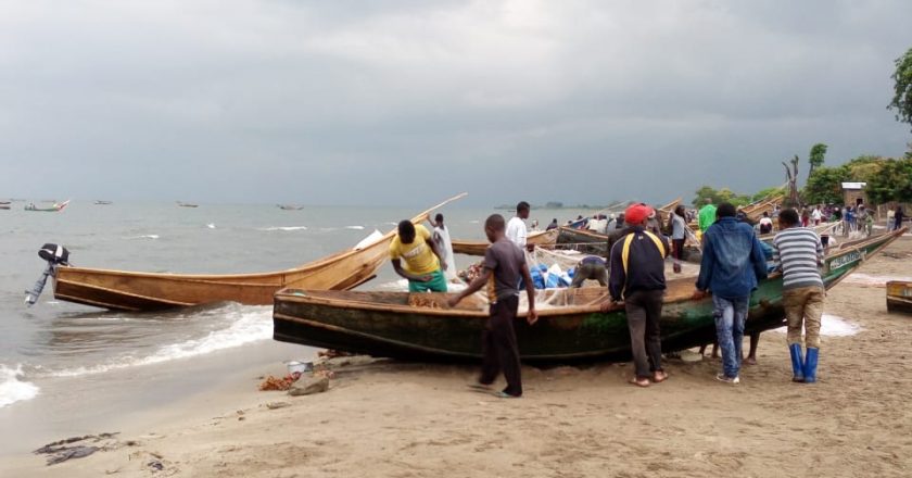 Beni : des pêcheurs congolais du lac Édouard libérés par l’armée ougandaise