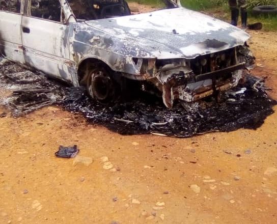 Ituri : l’un des chauffeurs embusqués au niveau de Manzobe trouvé brûlé vif dans son véhicule