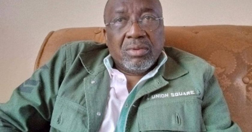 Mutualisation des forces entre les FARDC et l’UPDF : “L’ADF ayant opté pour le terrorisme, il doit savoir que la lutte contre le terrorisme est sans frontière” (Prof. Jacques Djoli)