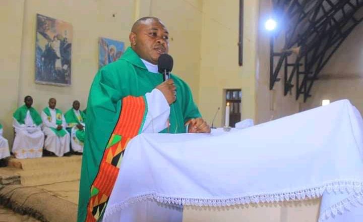 Lubero : “Des enquêtes sérieuses doivent être diligentées afin de retrouver les auteurs de la mort d’un prêtre catholique” (Société civile)