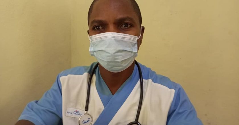 Beni-Santé : “Le tabagisme et l’alcoolisme ouvrent la voie au cancer” (Dr Josué  Bakwanamaha)