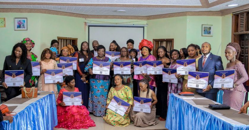Ituri : 20 femmes  primées pour leur implication dans la recherche de la paix