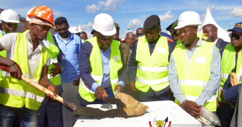 Ituri : Muhindo Nzangi lance les travaux de construction et de réhabilitation de l’Université de Bunia