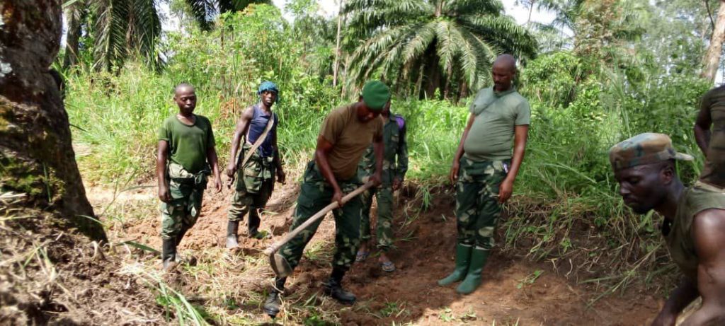 Beni : l’armée lance des travaux communautaires conjoints FARDC-Civils sur la route Mbau-Kamango