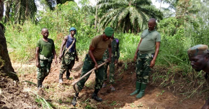 Beni : l’armée lance des travaux communautaires conjoints FARDC-Civils sur la route Mbau-Kamango