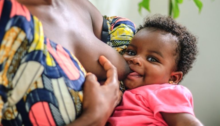 Santé : “Voici les avantages de l’allaitement maternel” (Corps soignant)