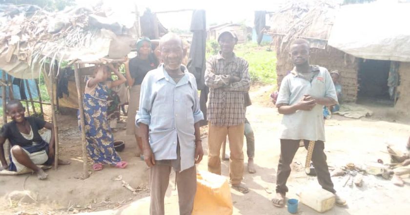 Beni : près de 150 déplacés pygmées vivent une promiscuité dans un site des déplacés