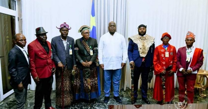 Kinshasa : les chefs traditionnels Teke et Yaka en conflit de terres réunis par Félix Tshisekedi