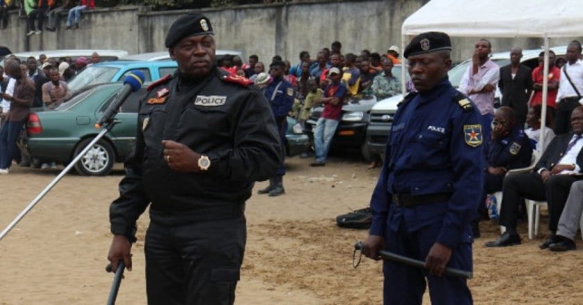 Nord-Kivu : “La police n’est pas une poubelle où on doit envoyer les enfants indisciplinés<br>de la famille” (Gen. Célestin Kanyama)