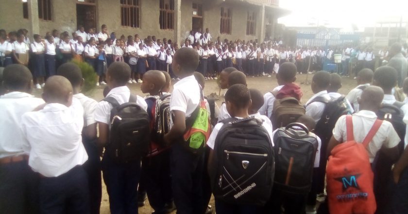 Nyiragongo : des élèves initient une édition du journal au complexe scolaire Saint Benoît