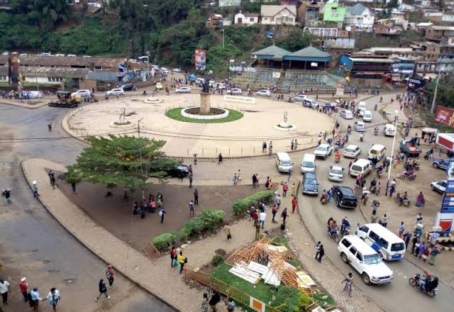 Sud-Kivu : le gouvernorat dément l’information d’un détournement de 4 millions de USD américains par Théo Ngwabidje Kasi