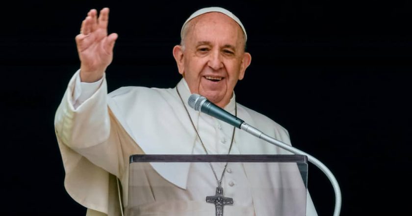 Kinshasa : Gentiny Ngobila confirme l’arrivée du Pape François et appelle à un accueil légendaire