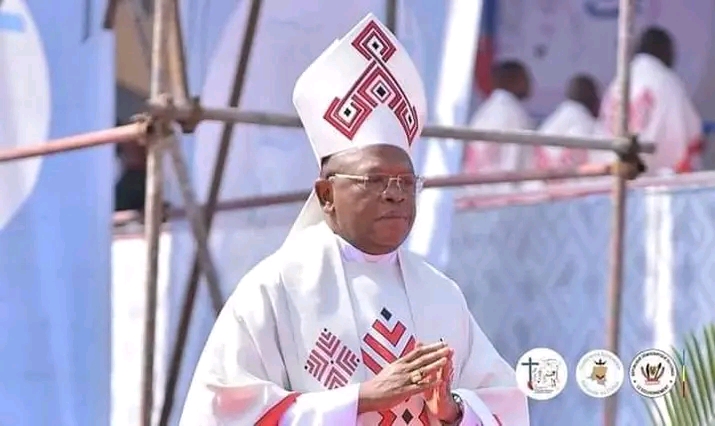 Fridolin Ambongo au Pape François : “Avec le message que vous nous avez apporté et confié dans vos prières ; nous espérons voir dans notre pays des élections libres, transparentes, inclusives et apaisées ”