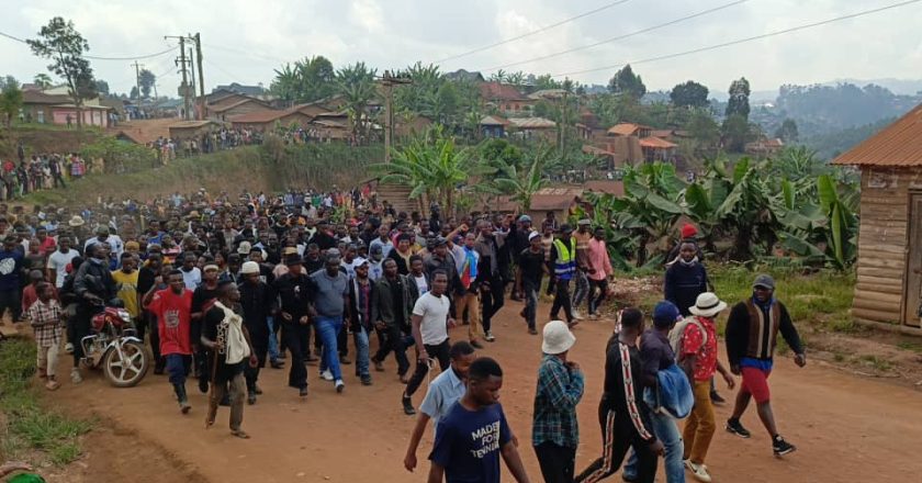 Guerre en l’Est de la RDC : des habitants de Butembo manifestent contre l’avancée des rebelles du M23/RDF
